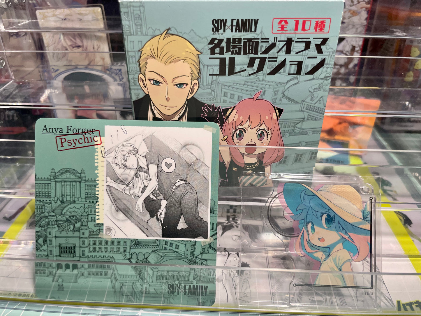 Spy Family - Acrylic Stand & Keychain Collection + Anya Ohiru Neko Figure Set